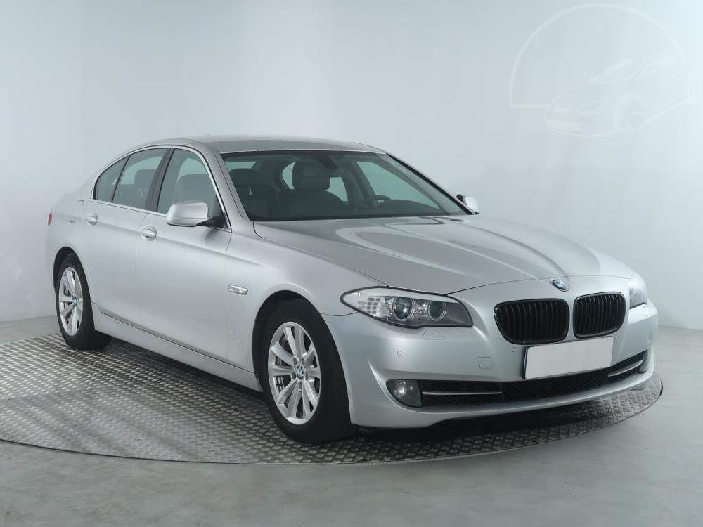 Prodm BMW 520 520i, Individual, Automat