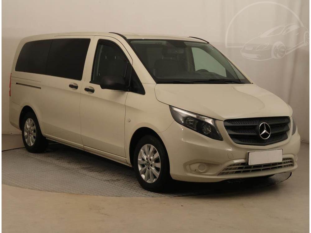 Prodm Mercedes-Benz Vito 114 CDI, Tourer, 8 mst