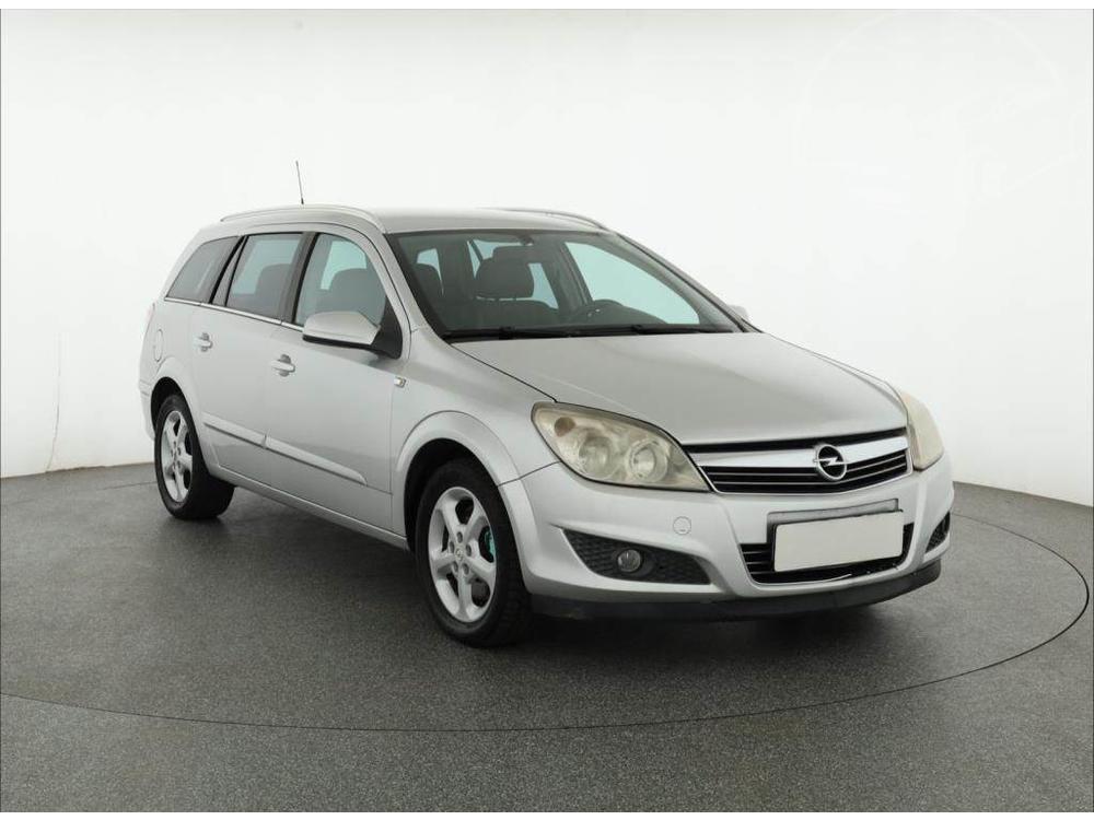 Prodm Opel Astra 1.9 CDTI, CZ doklady