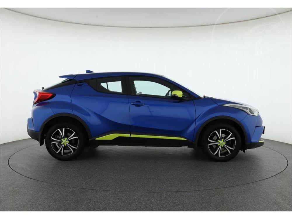 Toyota C-HR 1.2 Turbo, R,1.maj