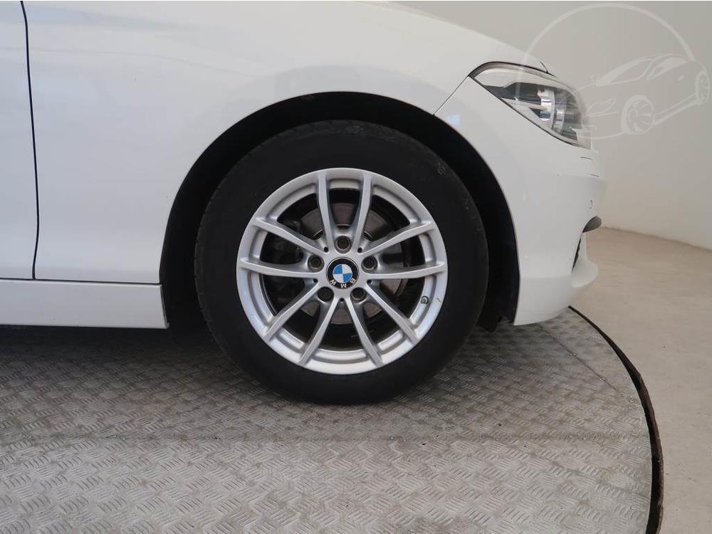 BMW 118 118i, Automat, Serv.kniha