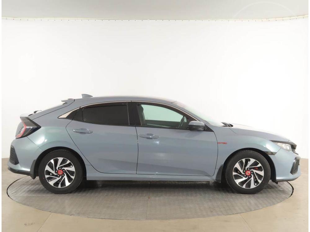 Honda Civic 1.0 VTEC Turbo, Serv.kniha