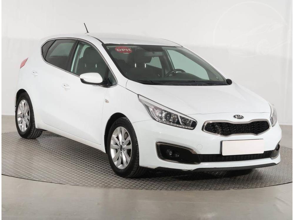 Prodm Kia Ceed 1.6 GDI, Serv.kniha, Klima