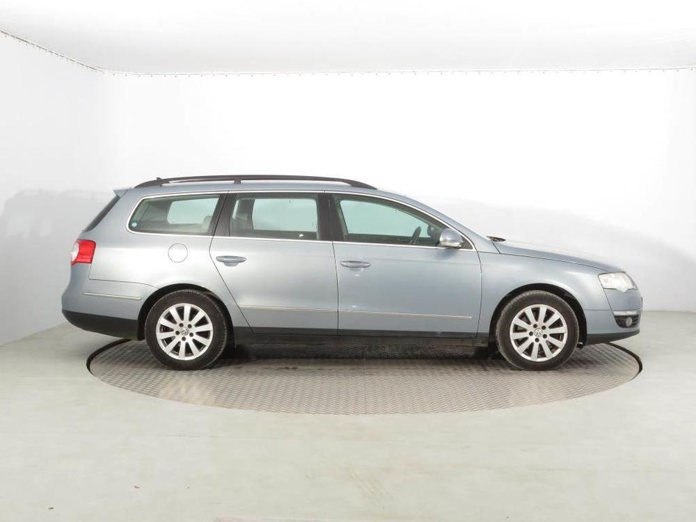 Volkswagen Passat 2.0 TDI, Automatick klima