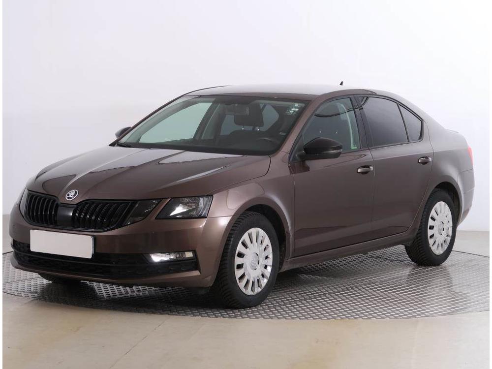 koda Octavia 1.5 TSI, Automatick klima