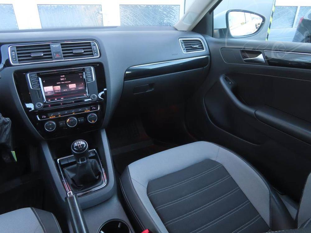 Volkswagen Jetta 2.0 TDI, Serv.kniha