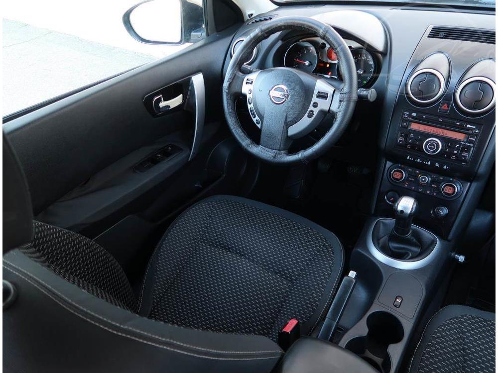 Nissan Qashqai 1.6, Automatick klima