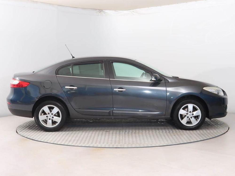 Renault Fluence 1.6 16V, Koen sedaky