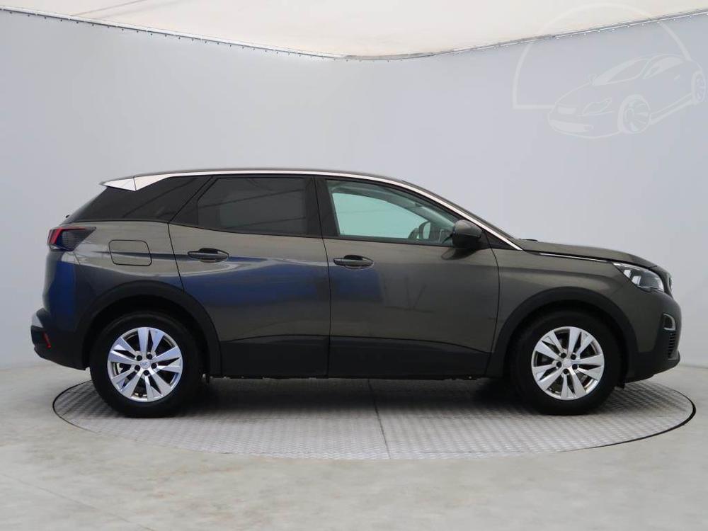 Peugeot 3008 1.2 PureTech, R,1.maj