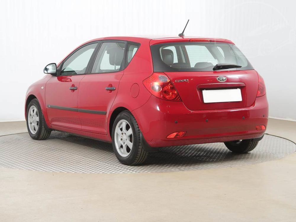 Kia Ceed 1.4 CVVT, R,2.maj, Serv.kniha