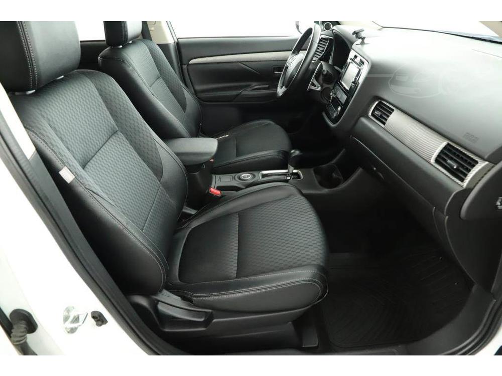 Mitsubishi Outlander 2.2 DI-D, 4X4, Automat