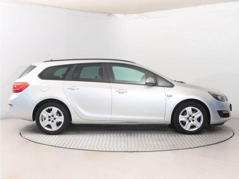 Opel Astra 2.0 CDTI, Koen sedaky