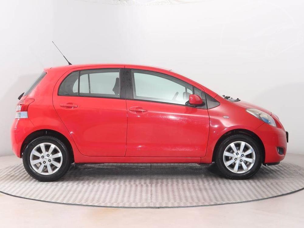 Toyota Yaris 1.33 Dual VVT-i, Klima