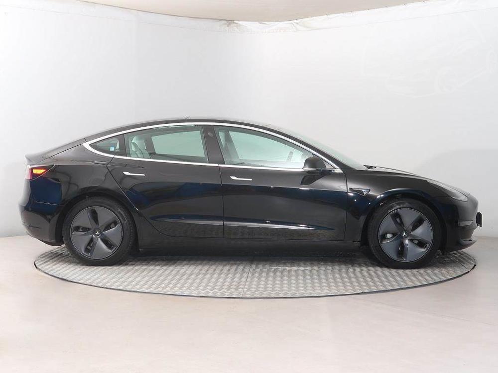 Tesla Model 3 Long Range 4WD 76kWh, 4X4