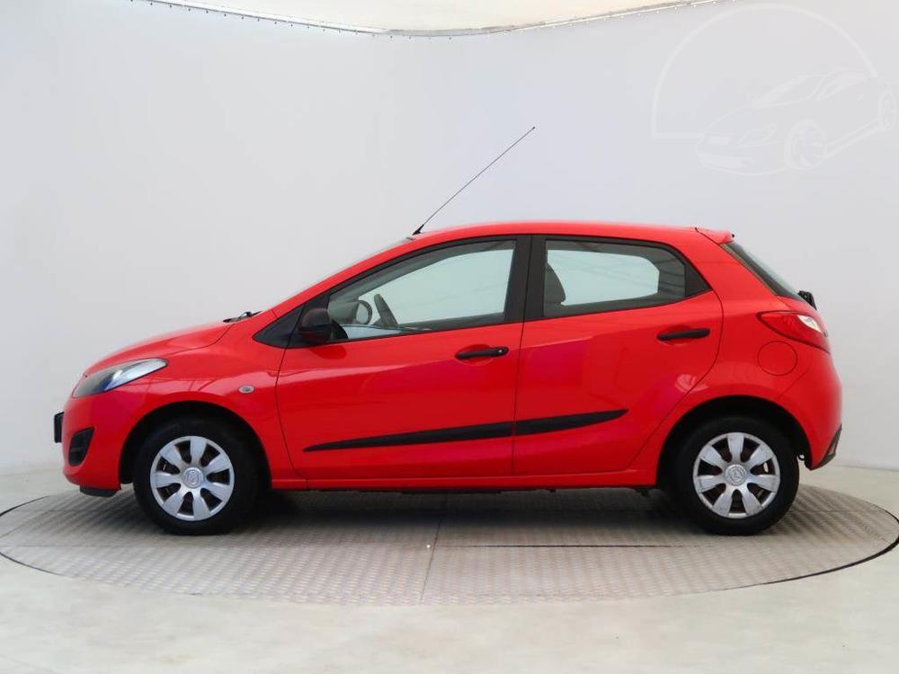 Mazda 2 1.3 i, R,2.maj, Serv.kniha