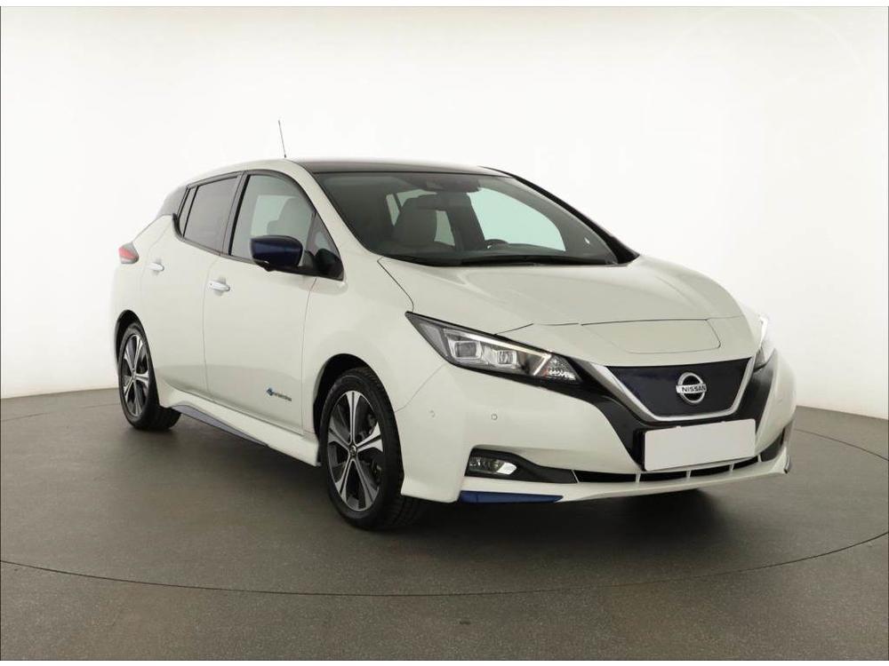 Prodm Nissan Leaf 40 kWh, SoH 87%, Automat