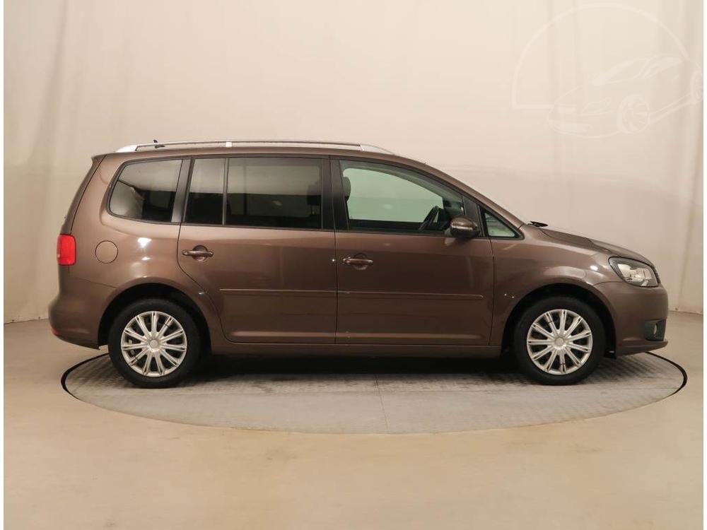 Volkswagen Touran 2.0 TDI, R,2.maj, Serv.kniha