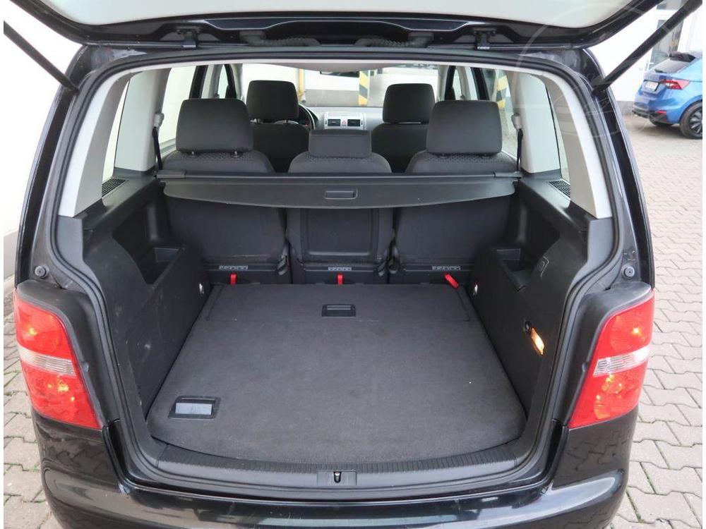 Volkswagen Touran 1.6, Automatick klima