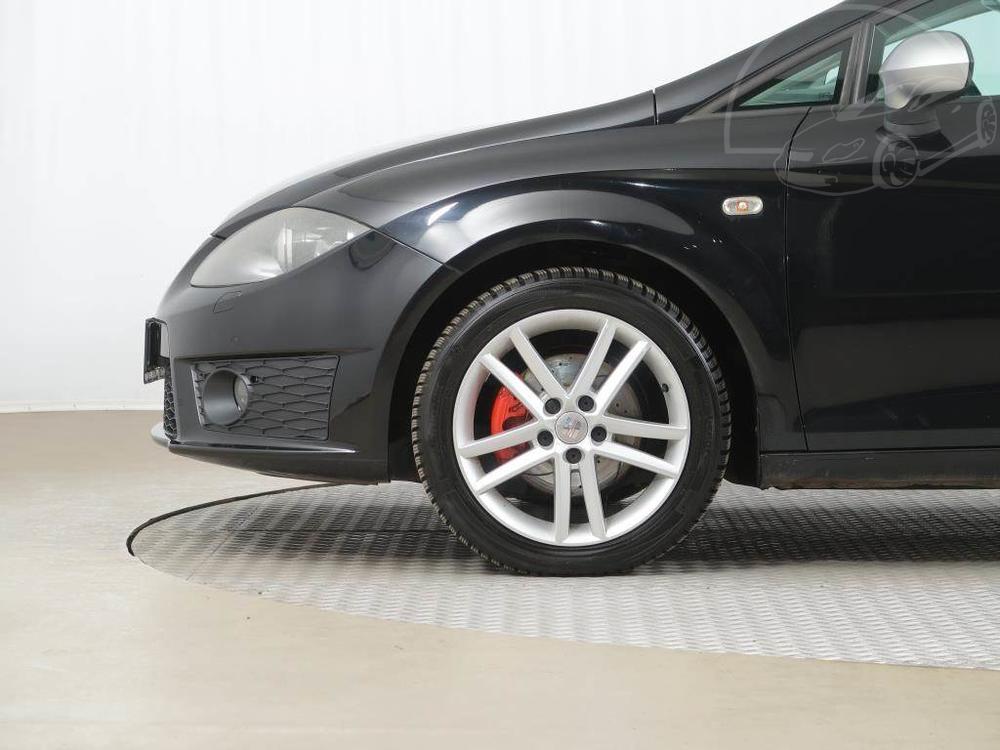 Seat Leon 1.8 TSI, Navi, Xenony