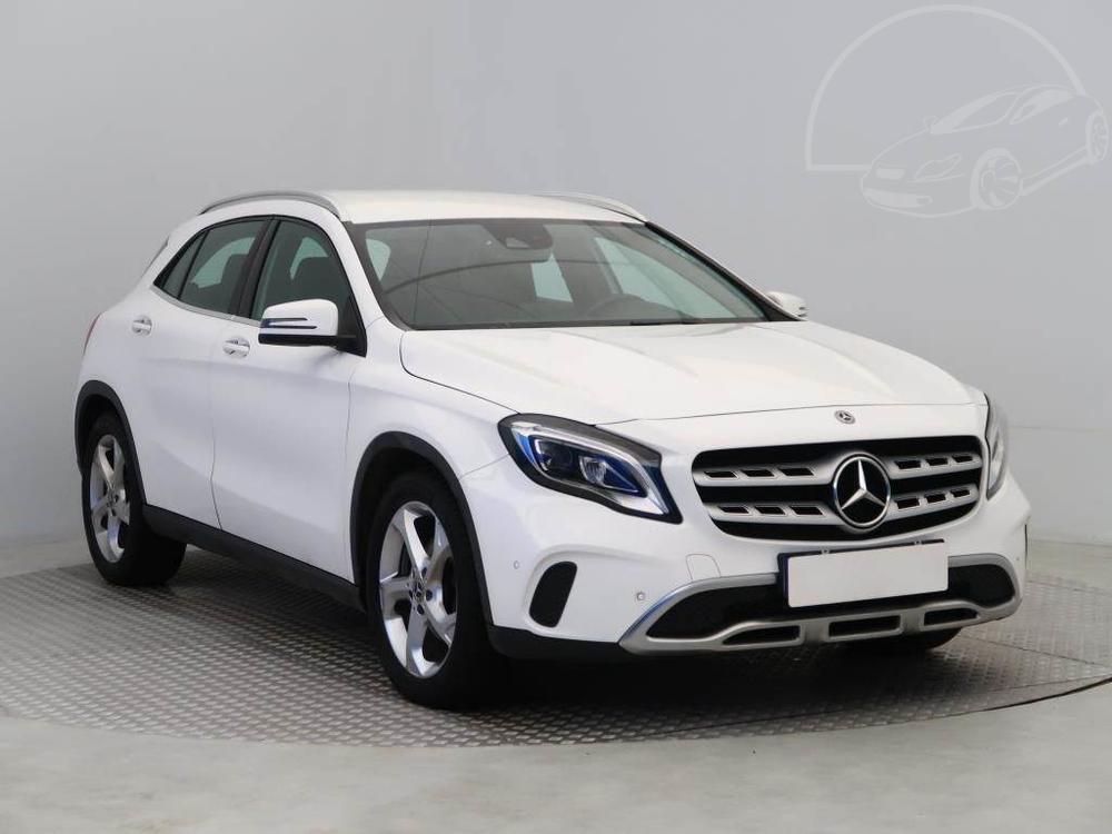 Prodm Mercedes-Benz GLA  200d 4MATIC, 4X4, Automat