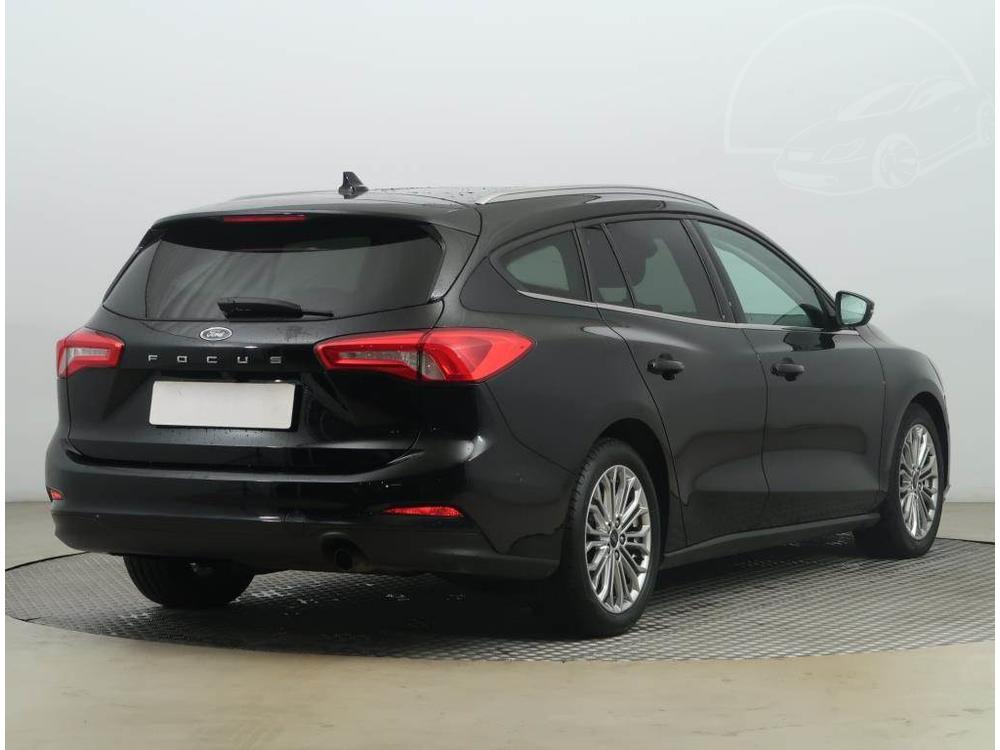 Ford Focus 2.0 TDCi, Titanium, Serv.kniha