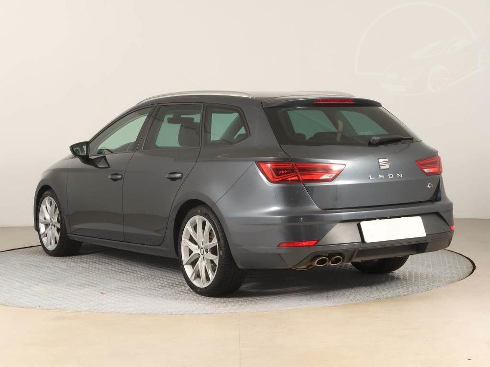 Seat Leon 1.5 TSI, R,1.maj, Ke