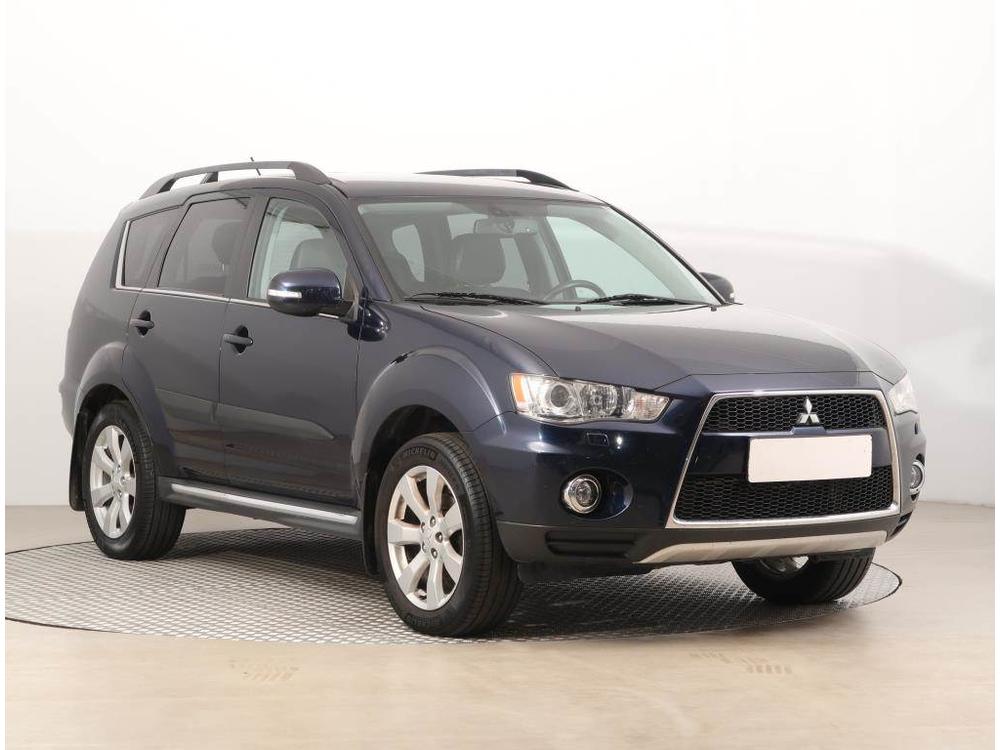 Prodm Mitsubishi Outlander 2.2 DI-D, 4X4, Automat