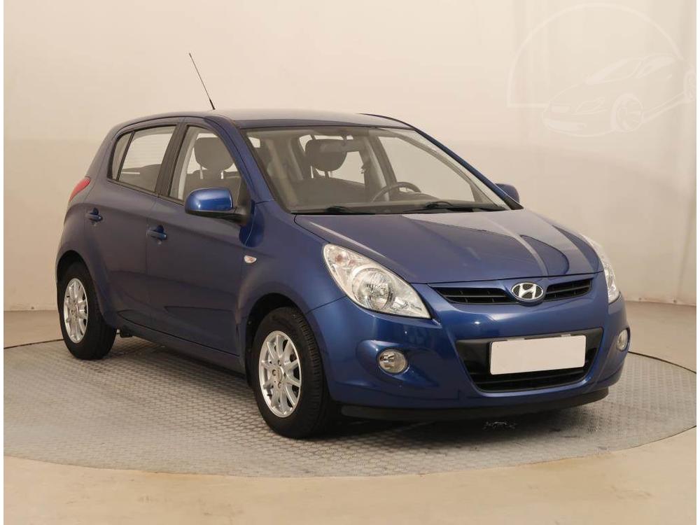 Prodm Hyundai i20 1.2, R,1.maj, Serv.kniha