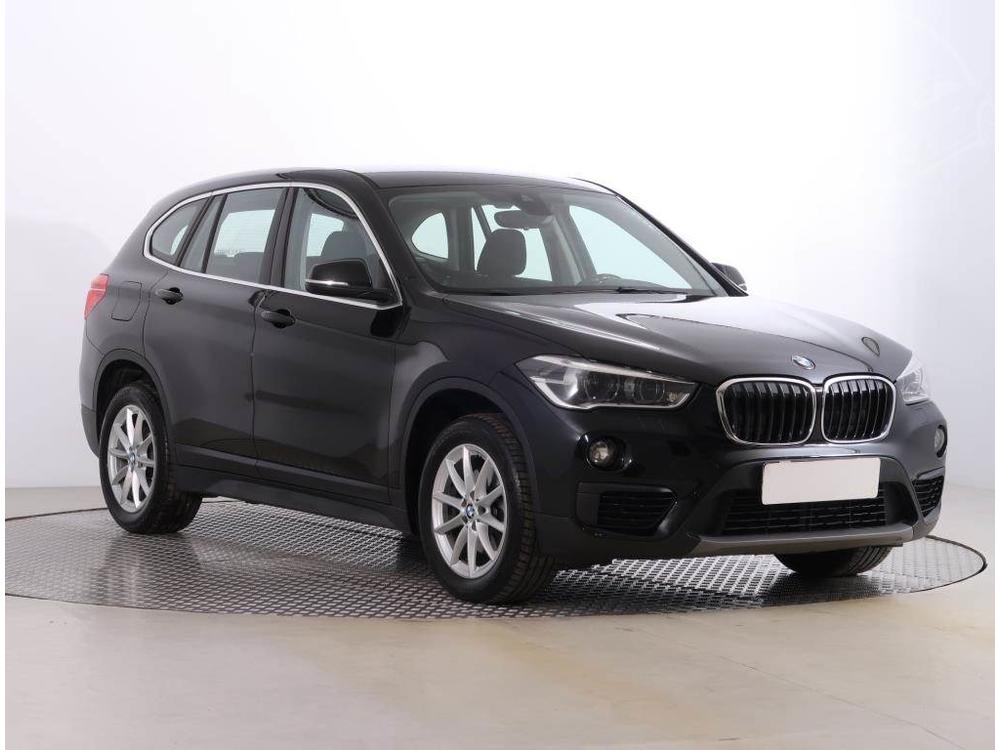 Prodm BMW X1 sDrive18d, Automat, Serv.kniha