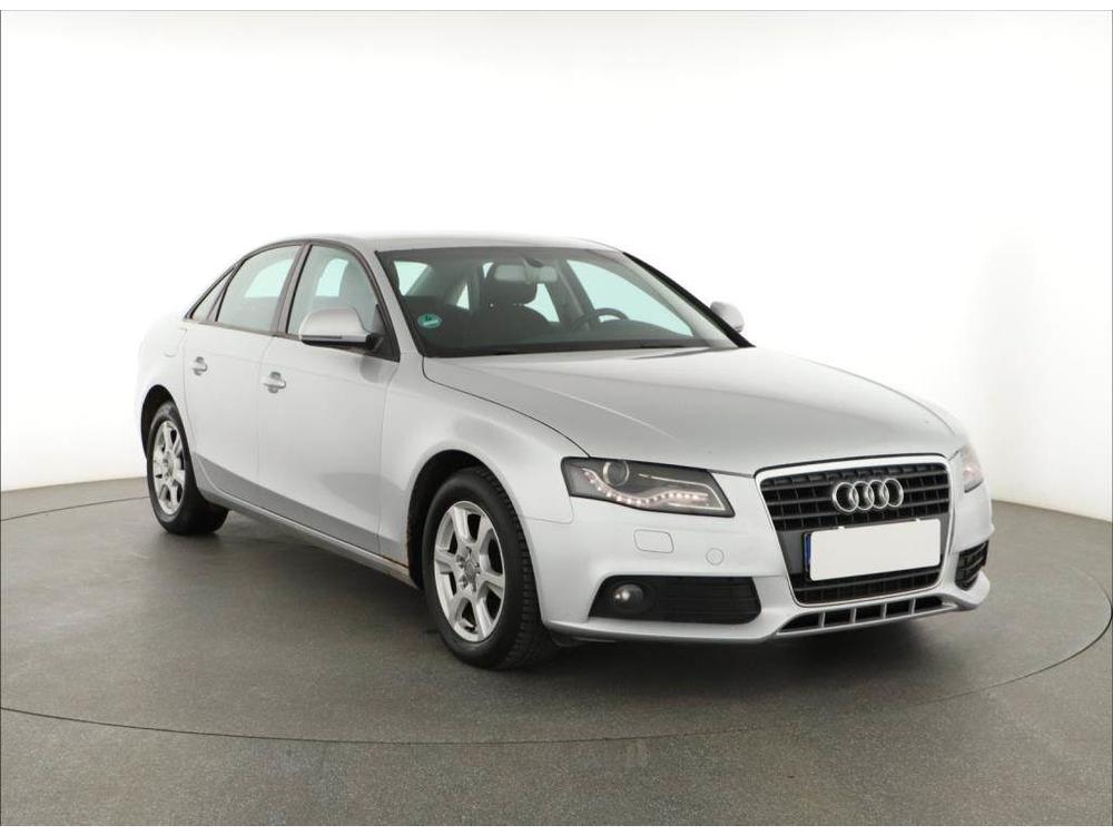 Prodm Audi A4 1.8 TFSI, R,2.maj, Xenony