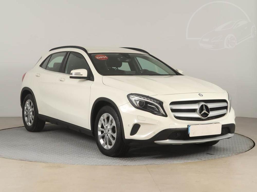 Prodm Mercedes-Benz GLA  200 CDI 4MATIC, 4X4, Automat