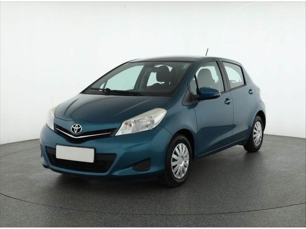 Toyota Yaris 1.33 Dual VVT-i, Serv.kniha