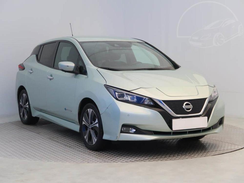 Prodm Nissan Leaf 40 kWh, Automat, Serv.kniha