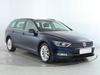 Prodm Volkswagen Passat 2.0 TDI, NOV CENA, Serv.kniha