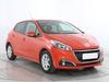 Peugeot 208 1.2 PureTech, ČR,1.maj