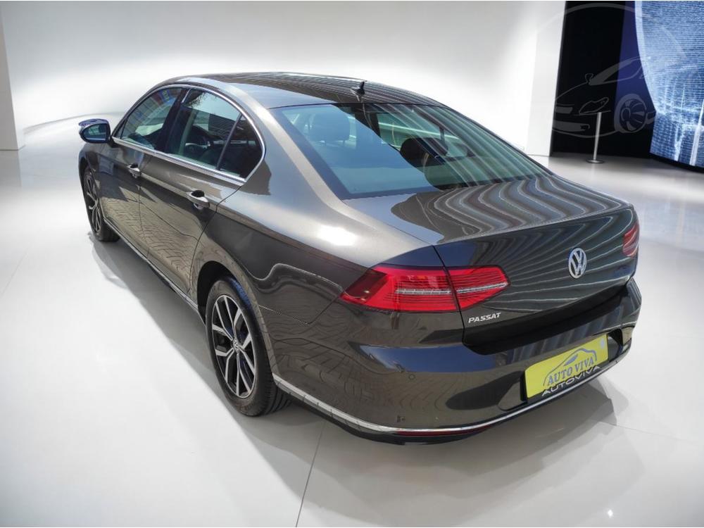 Volkswagen Passat 2.0TDi 110kw DSG, Highline, R