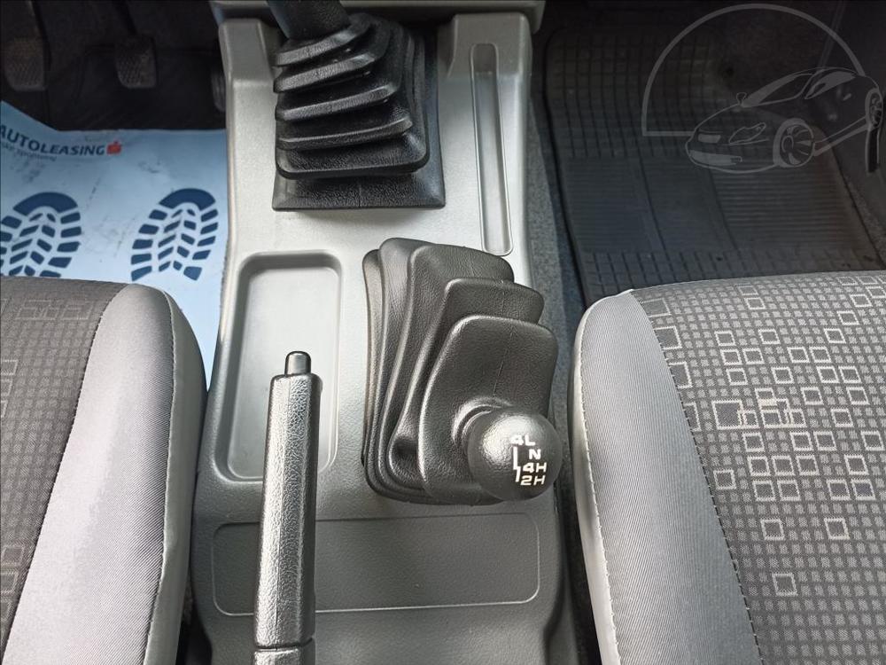 Suzuki Vitara 1,6 HDi 4x4 R, Klimatizace