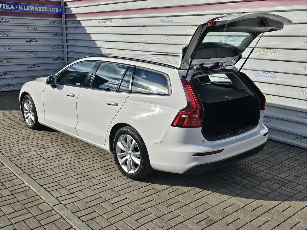 Volvo V60 2,0 D3 Drive-E, AT, Momentum