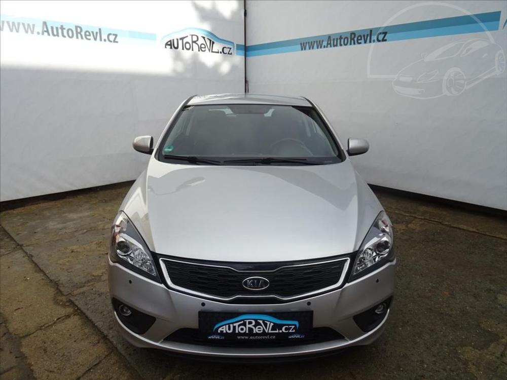 Kia Ceed 1,4 i,66kW,ser.kn,aut.klim,ALU