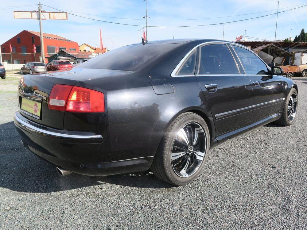 Audi A8 3.7i V8 quattro tiptronic