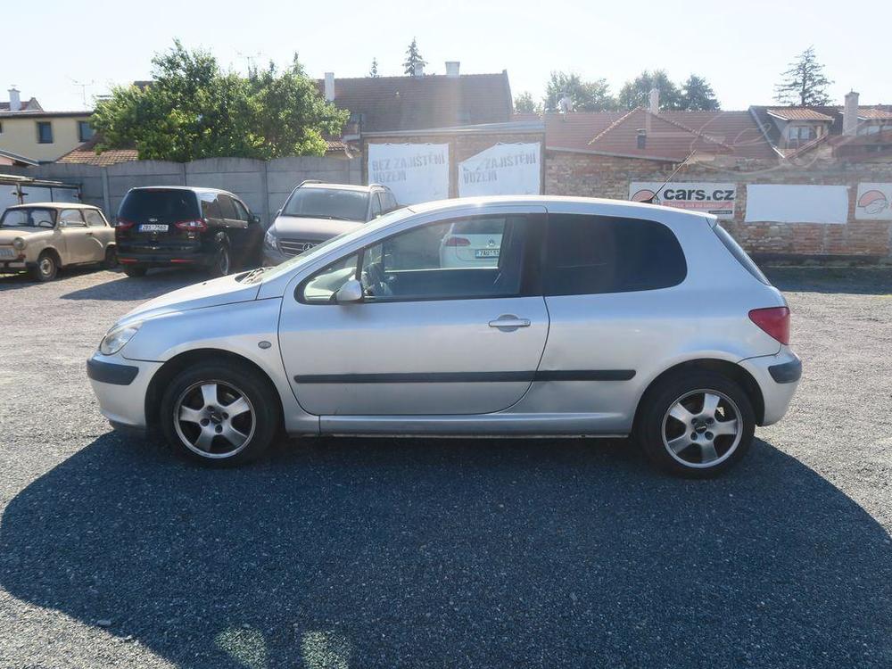 Peugeot 307 2.0 HDI; SERVISKA