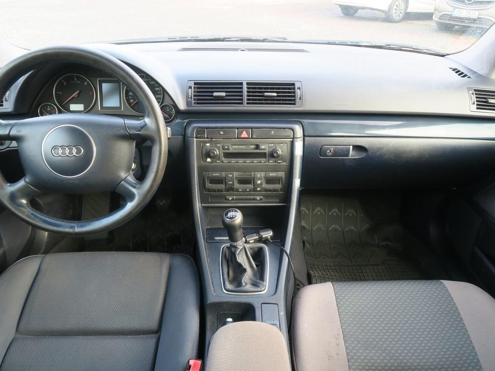 Audi A4 1.9 TDI 96kW CZ SERVISKA