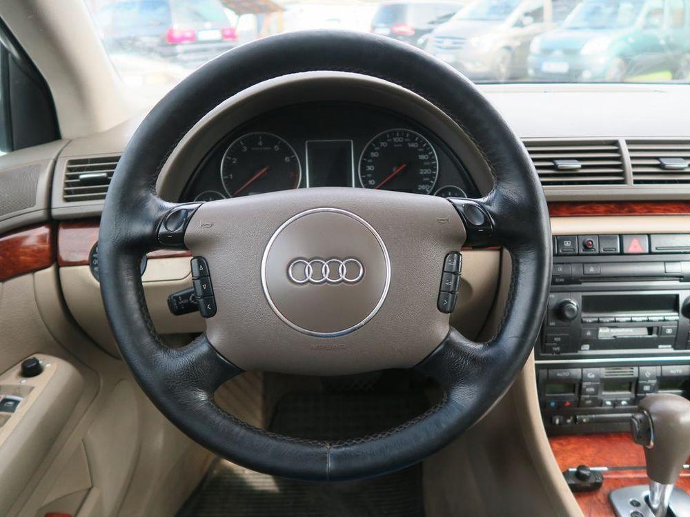 Audi A4 3.0i V6 4X4 162 kW KOUPENO CZ