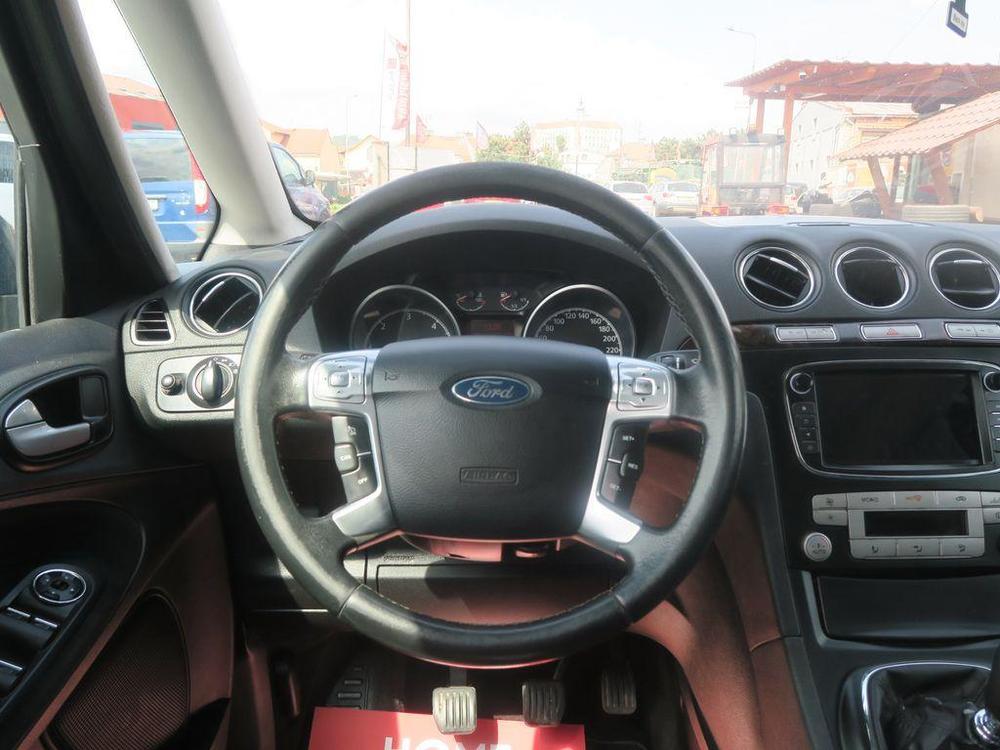 Ford Galaxy 2.0 TDCi Ghia 7-MST SERVISKA