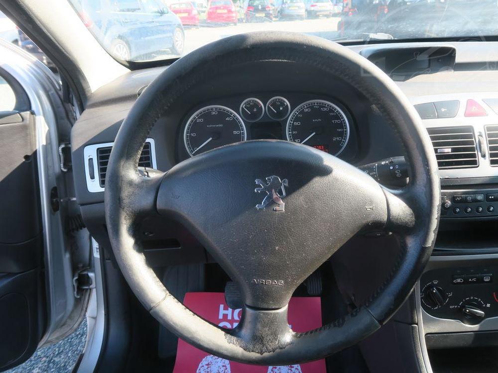 Peugeot 307 2.0 HDI SERVISKA