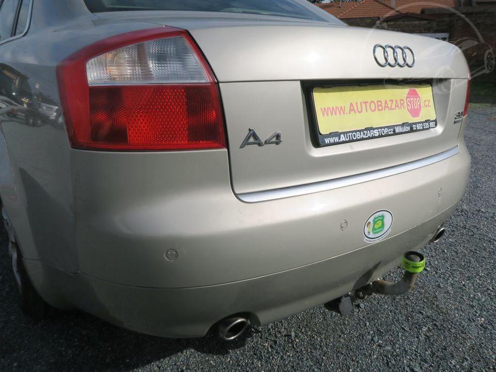 Audi A4 3.0i V6 4X4 162 kW KOUPENO CZ