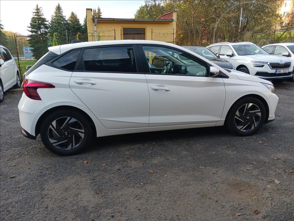 Hyundai i20 1,2 SMART, ZRUKA, NOV V R