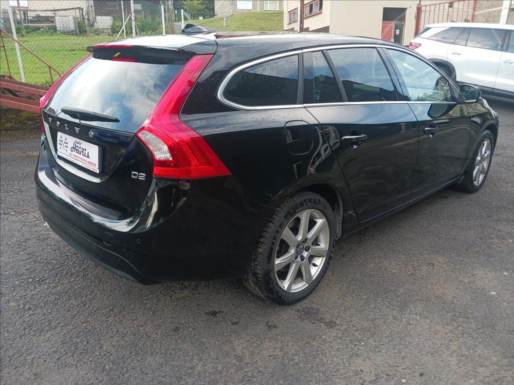 Volvo V60 2,0 D2 MOMENTUM 1.maj.