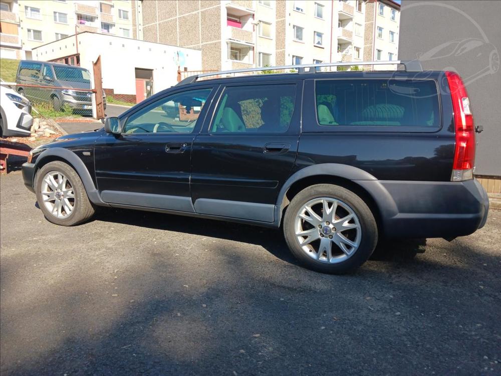 Volvo XC70 2,4 XC 70 D5  AWD CROSSCOUNTRY