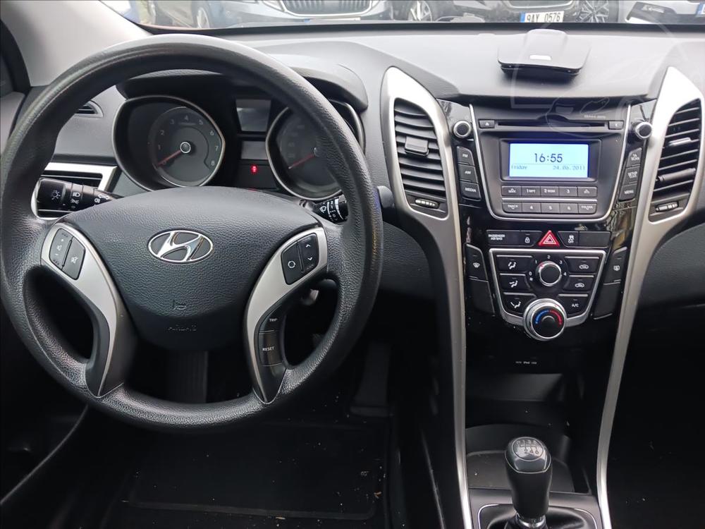 Hyundai i30 1,6 CVVT 88 kW COMFORT